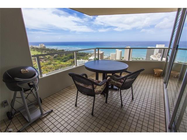 2600 Pualani Way  Unit 3604