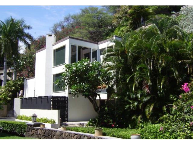 3200 Diamond Head Road