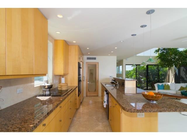 3200 Diamond Head Road