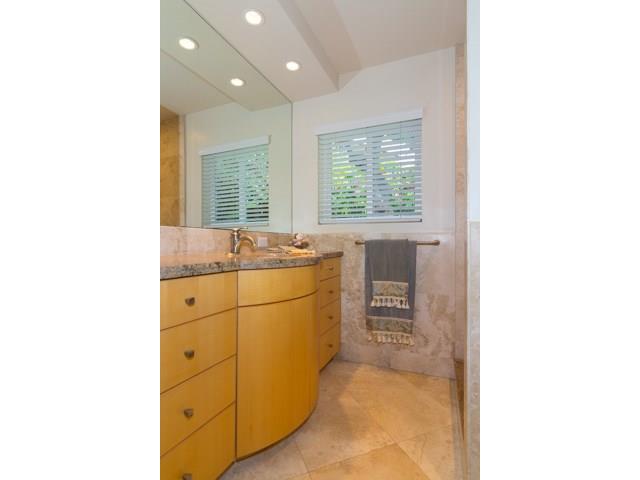 3200 Diamond Head Road