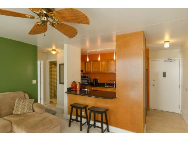 2522 Date Street  Unit 1105
