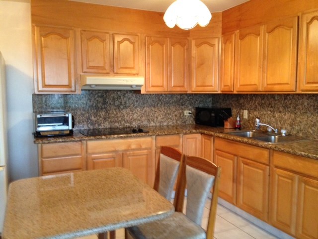 509 University Avenue  Unit 703