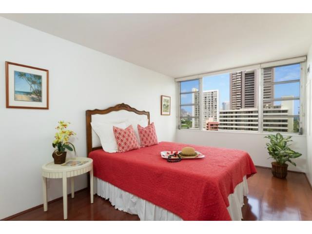 400 Hobron Lane  Unit 1209