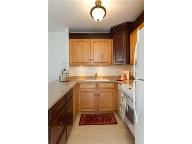 400 Hobron Lane  Unit 1209