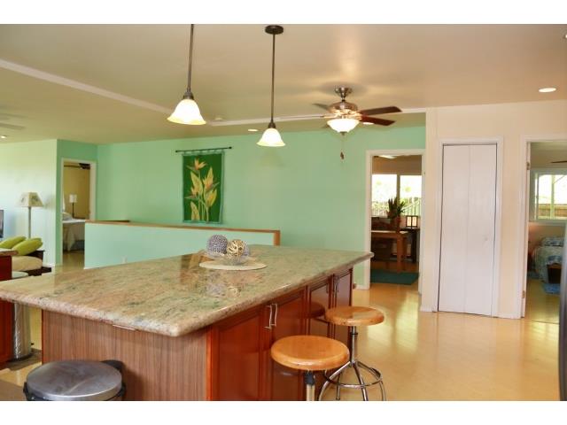 1386 Nanialii Street
