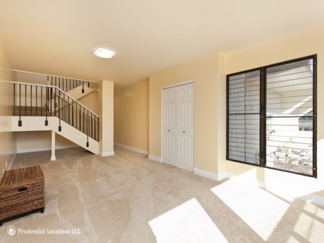 5335 Puahia Place
