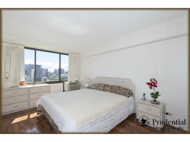2333 Kapiolani Boulevard  Unit 2411