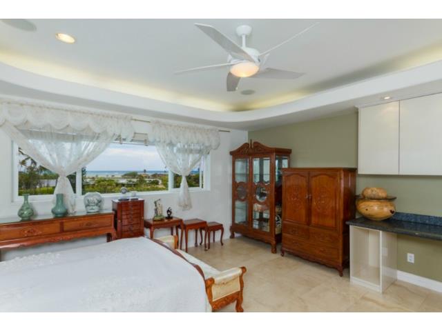5984 Kalanianaole Highway