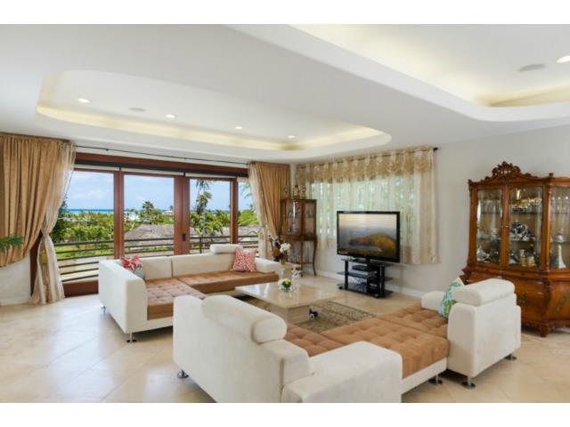 5984 Kalanianaole Highway