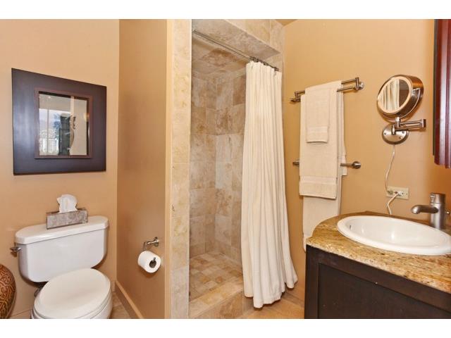 2415 Ala Wai Boulevard  Unit 1202