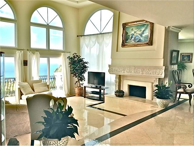 96 Moaniala Place