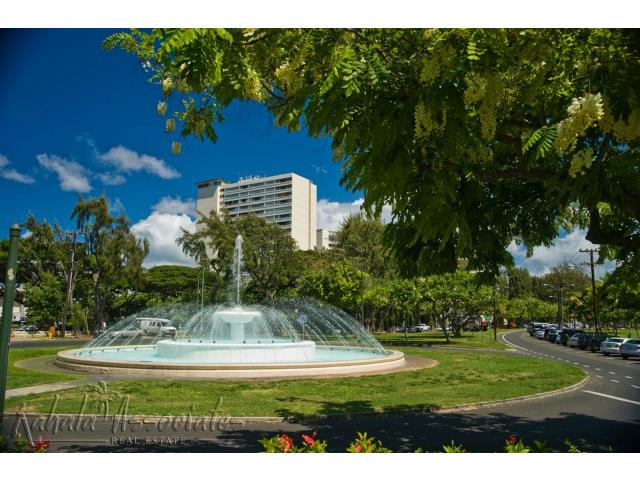 2895 Kalakaua Avenue  Unit 206