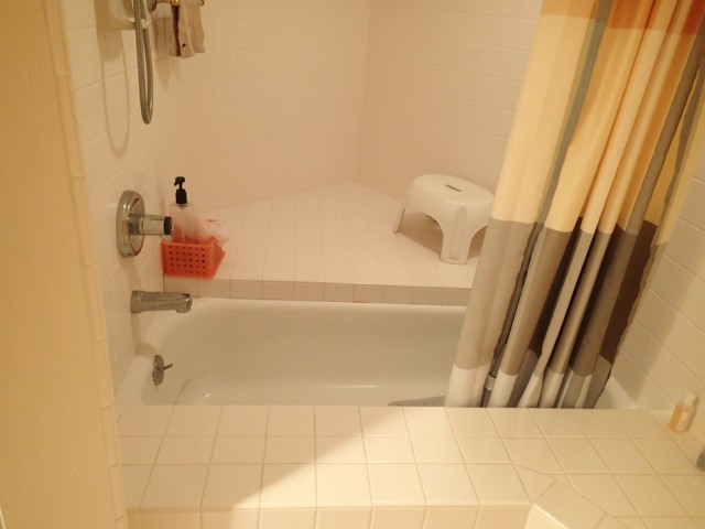 583 Kamoku Street  Unit DH1001