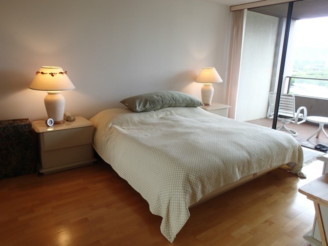 583 Kamoku Street  Unit DH1001