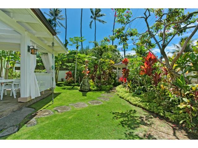 1036 Mokulua Drive