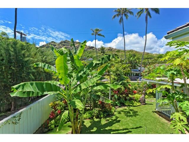 1036 Mokulua Drive