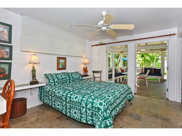 1036 Mokulua Drive
