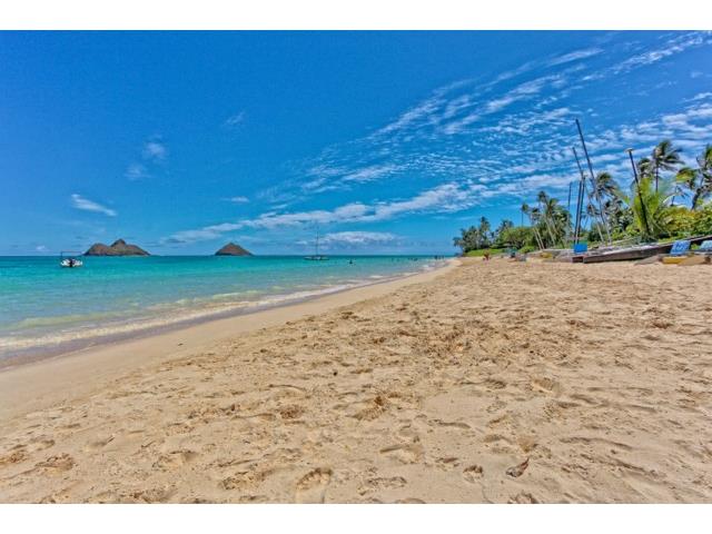 1036 Mokulua Drive