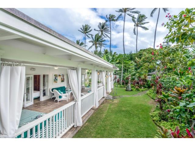 1036 Mokulua Drive