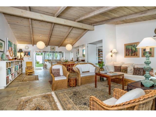 1036 Mokulua Drive