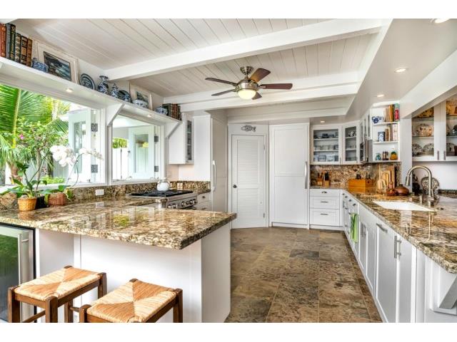 1036 Mokulua Drive