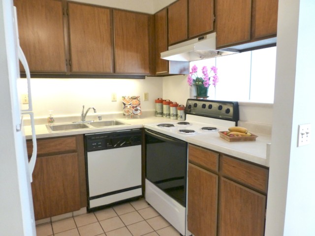430 Keoniana Street  Unit 609