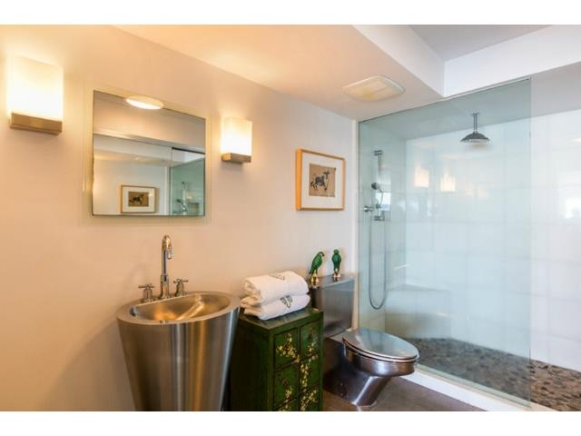 2895 Kalakaua Avenue  Unit 603-604