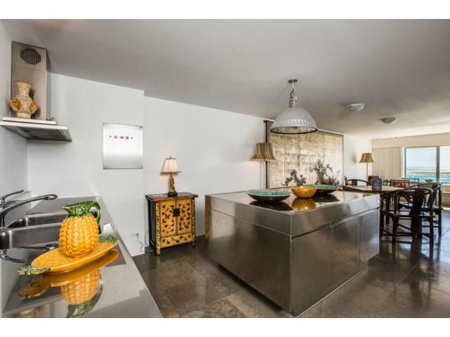 2895 Kalakaua Avenue  Unit 603-604