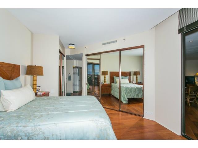 2101 Nuuanu Avenue  Unit 1/PHA4