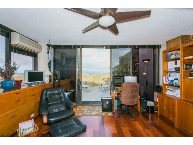 2101 Nuuanu Avenue  Unit 1/PHA4