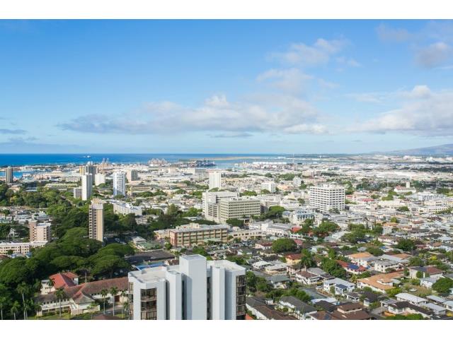 2101 Nuuanu Avenue  Unit 1/PHA4
