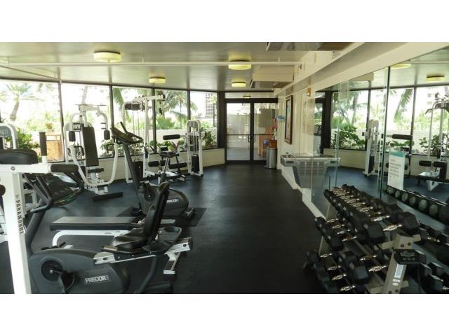 2045 Kalakaua Avenue  Unit 818