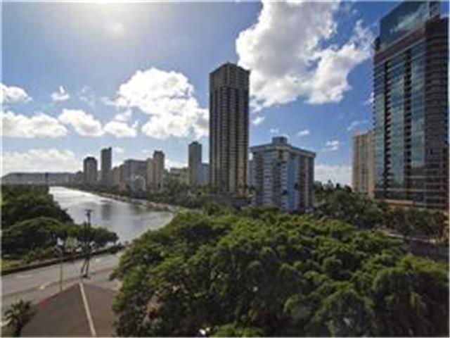 620 Mccully Street  Unit 606