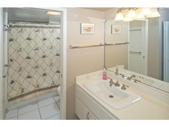 201 Ohua Avenue  Unit Mauka-1102