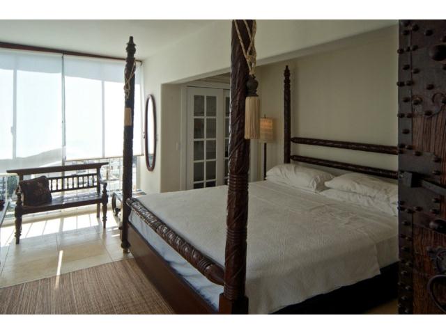 155 Paoakalani Avenue  Unit PH2