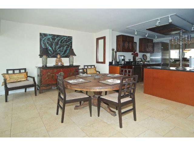 155 Paoakalani Avenue  Unit PH2
