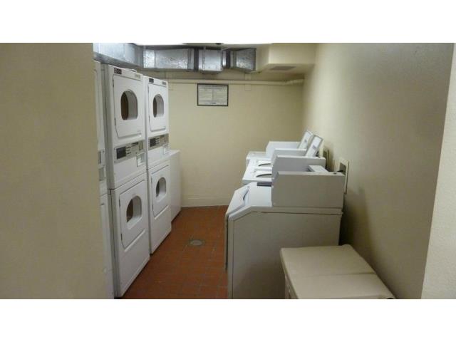 2045 Kalakaua Avenue  Unit 818