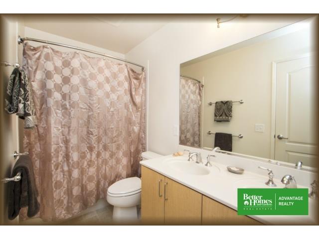 95-937 Ukuwai Street  Unit 806