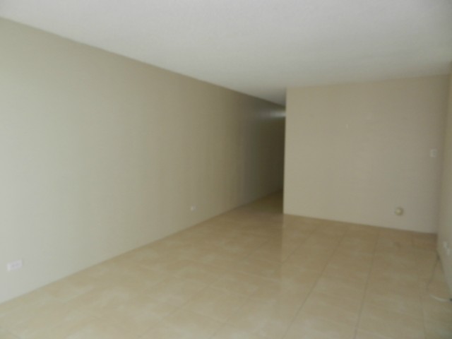 2609 Ala Wai Boulevard  Unit 902