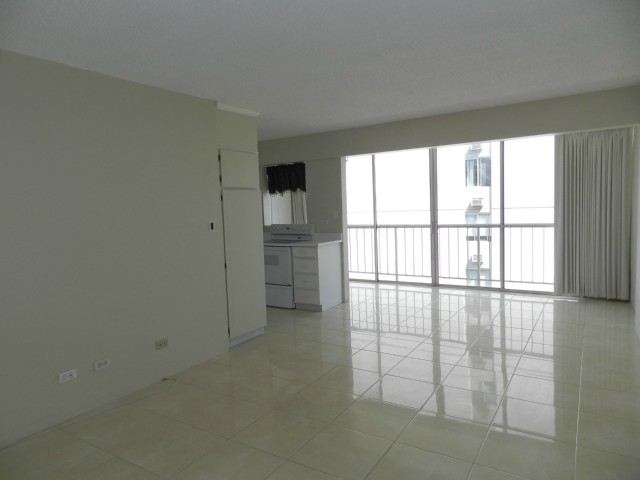 2609 Ala Wai Boulevard  Unit 902