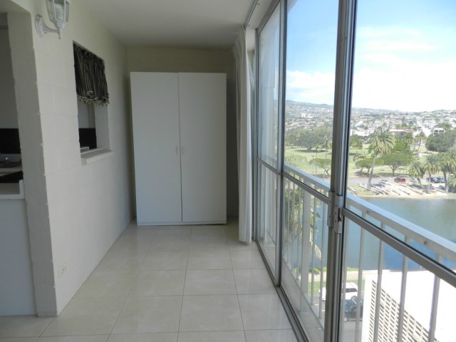 2609 Ala Wai Boulevard  Unit 902