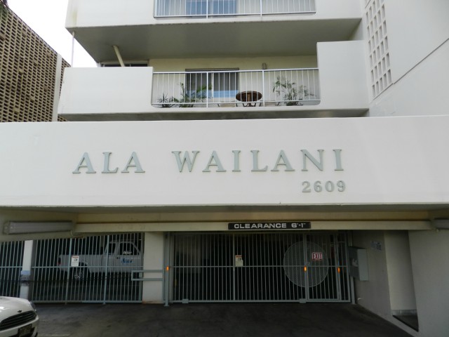2609 Ala Wai Boulevard  Unit 902