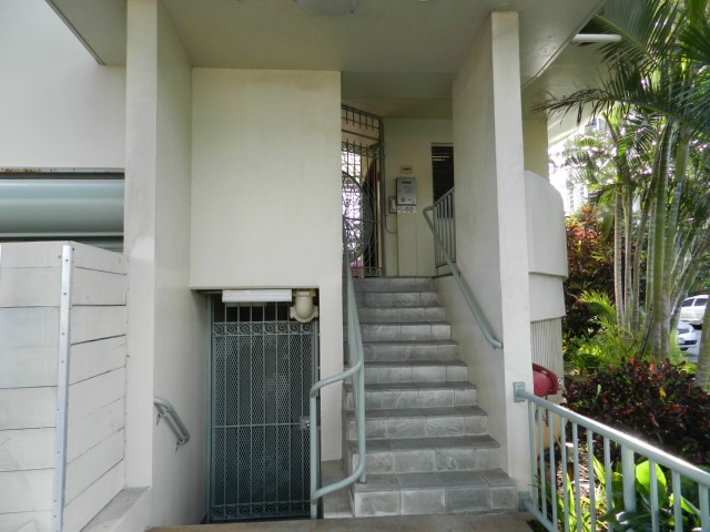2609 Ala Wai Boulevard  Unit 902