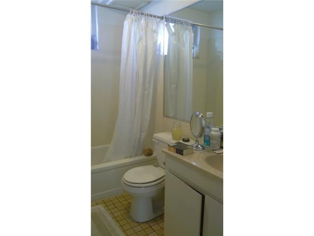 1036 Green Street  Unit 204