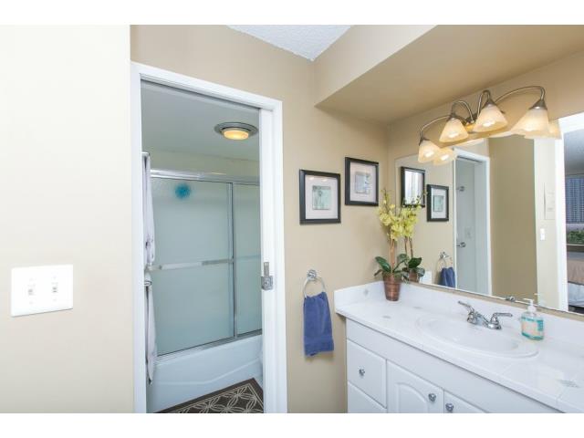 411 Hobron Lane  Unit 910