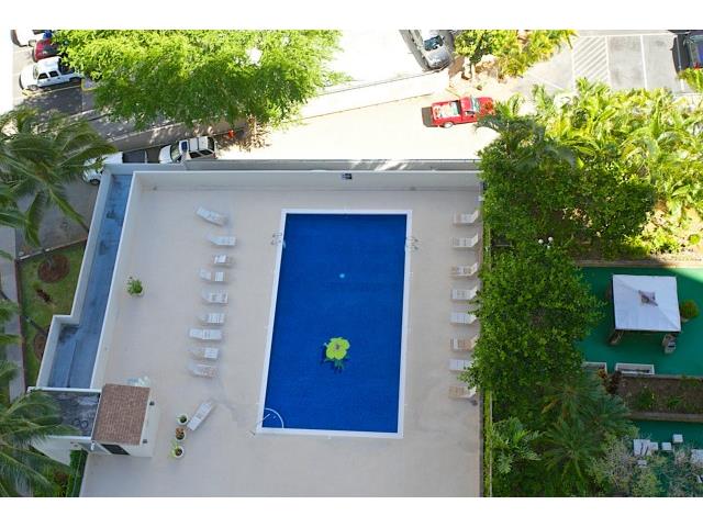 411 Hobron Lane  Unit 910
