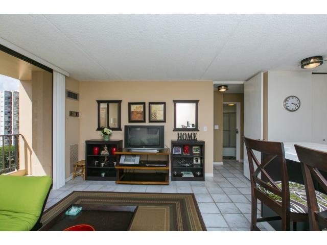 411 Hobron Lane  Unit 910
