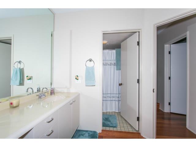 2101 Nuuanu Avenue  Unit 1/PHA4