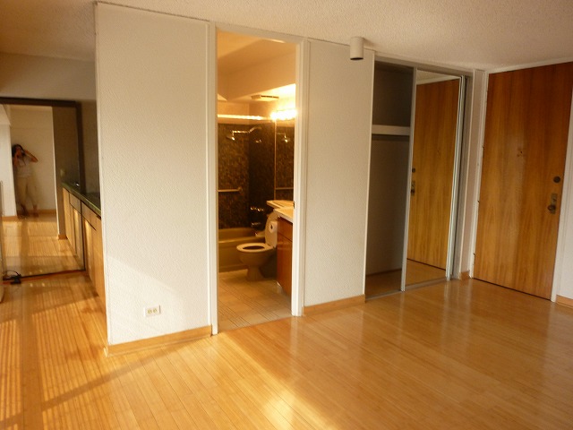 1750 Kalakaua Avenue  Unit 1303