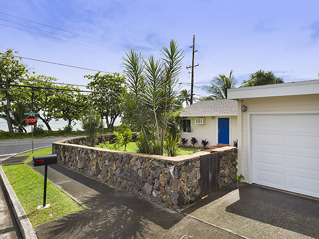 51-002 Lau Place
